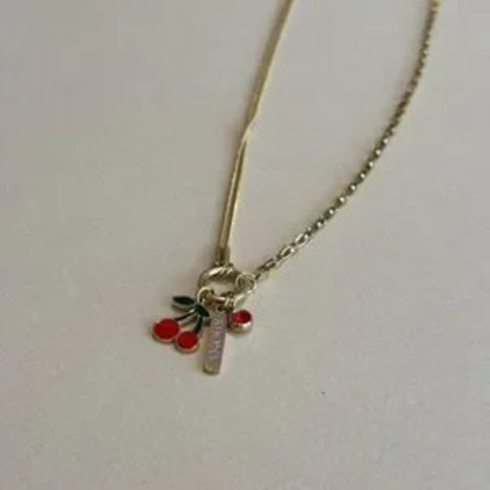 Cherry necklace N1347